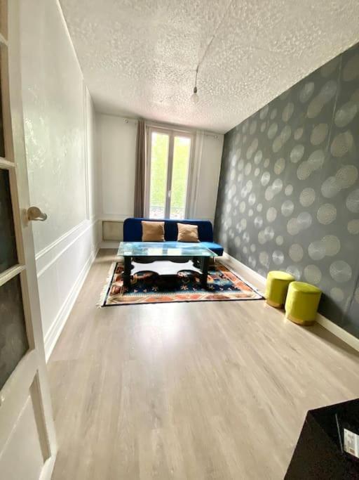 Appartement Balcon De Paris Gennevilliers